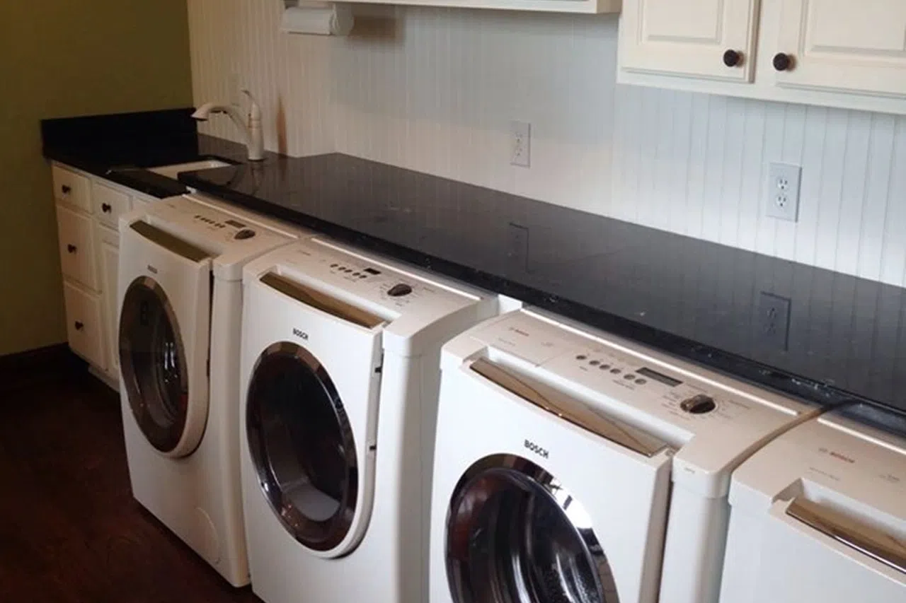 laundry LA apartment 1