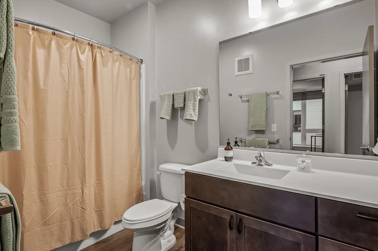 milwaukee other bathroom