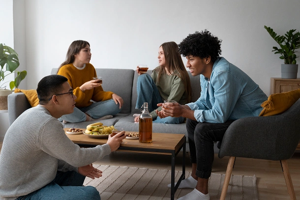 people-drinking-kombucha-gathering 1